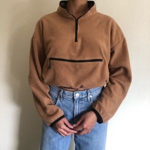 Cropped mock neck sweater (NO TRADE)